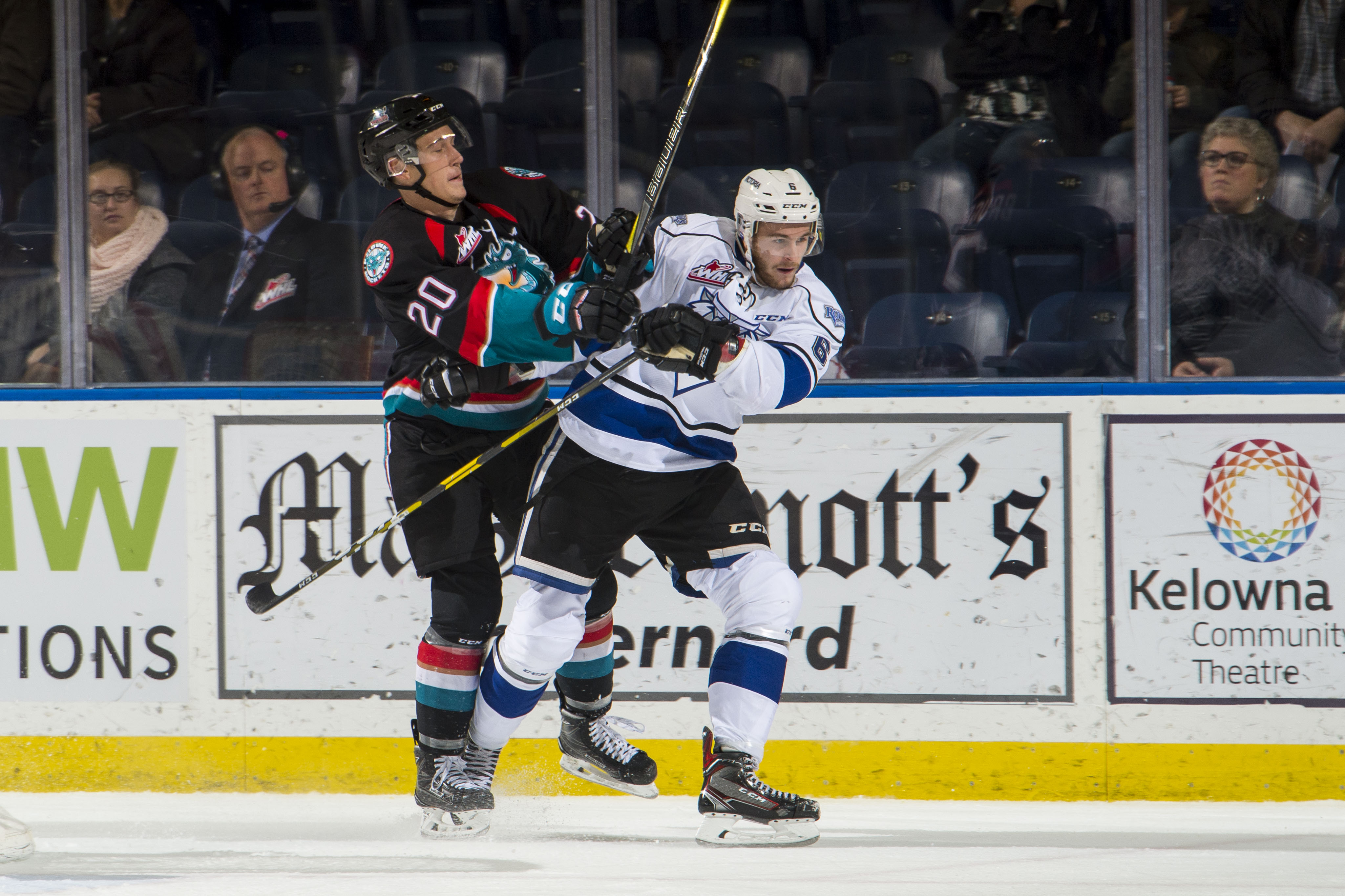 Rockets hand Royals loss Kelowna Rockets