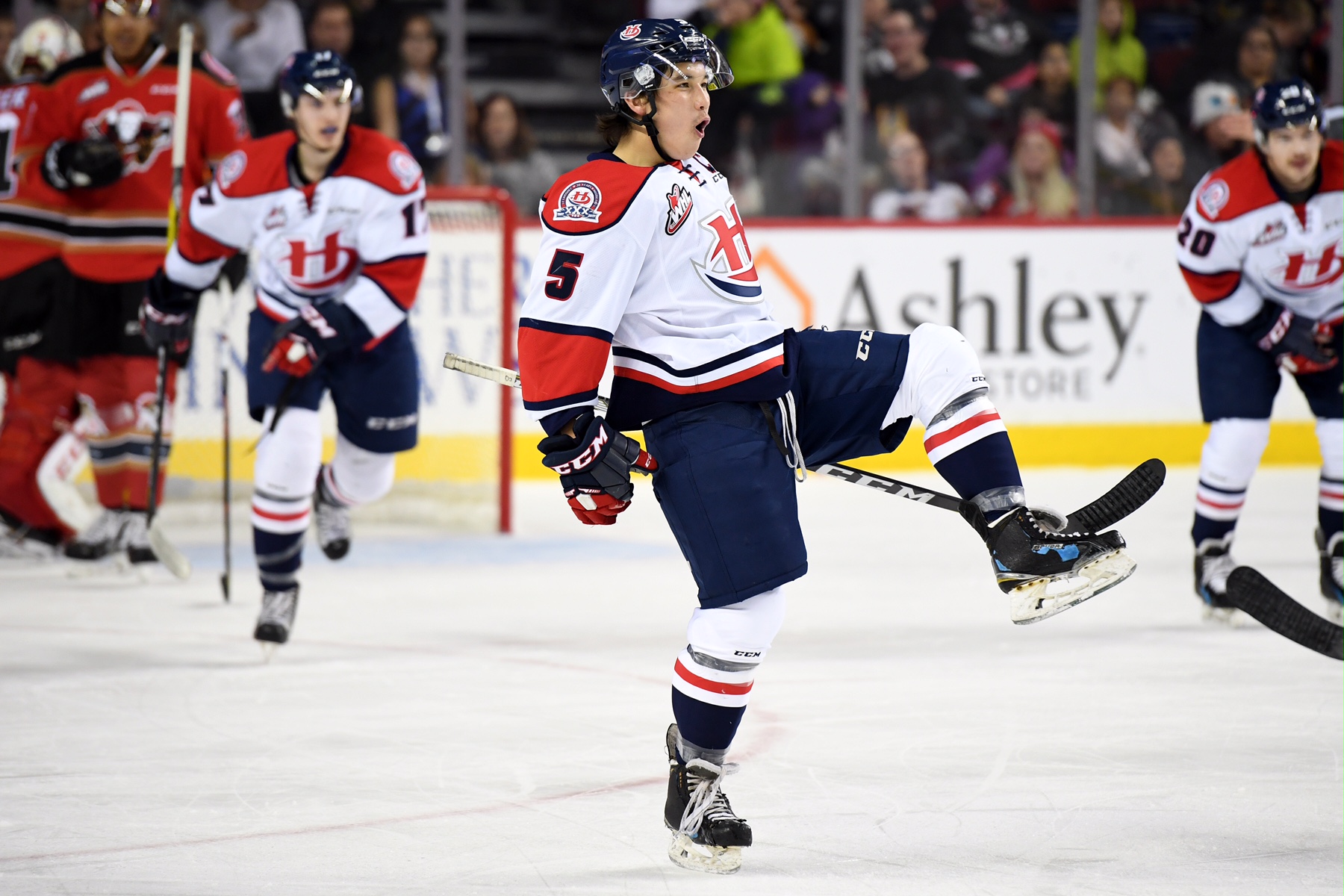 Wong-Hitmen-CandiceWard