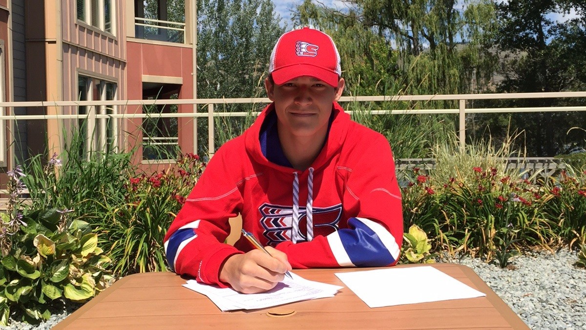 Chorney_signing Carter Chorney