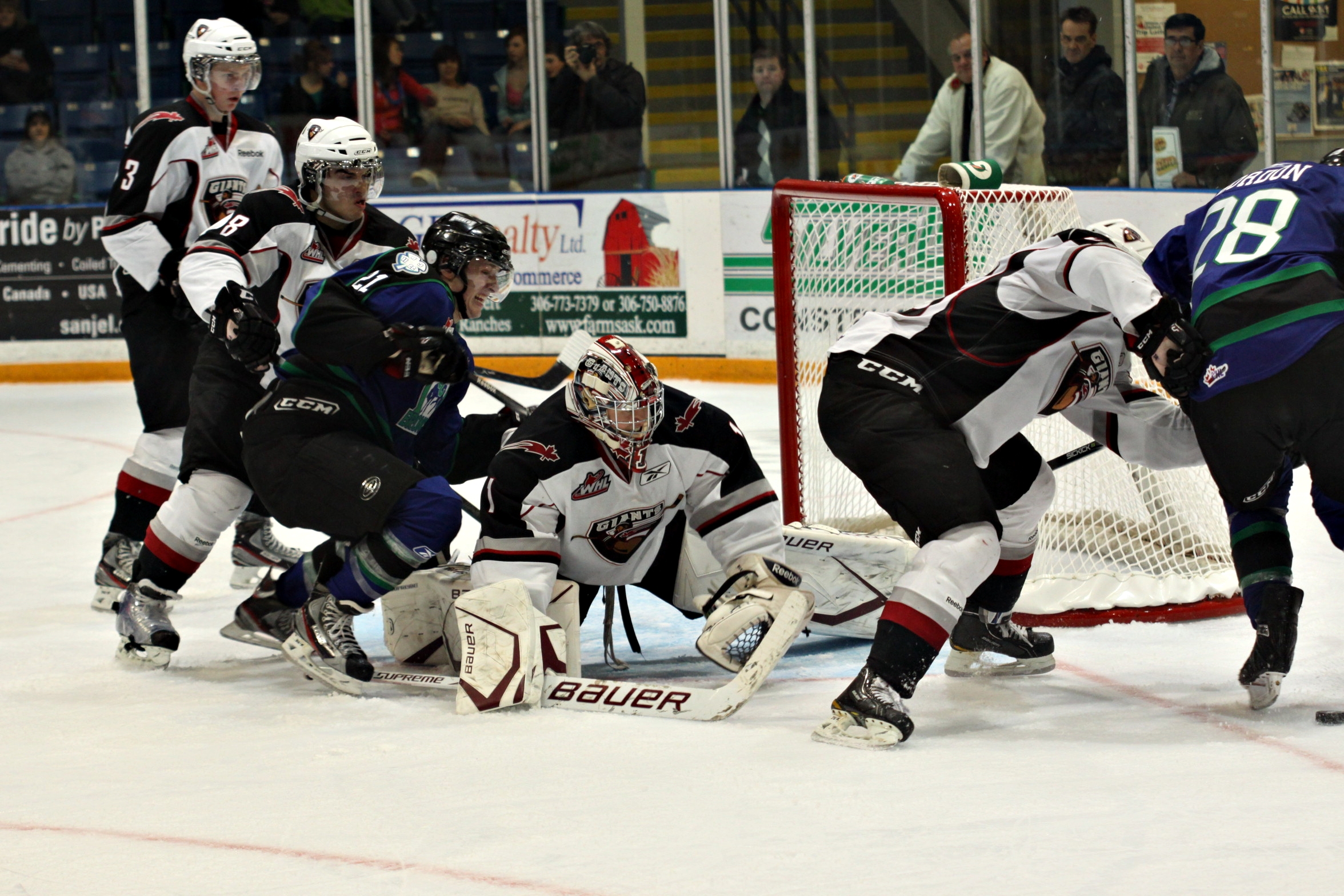 broncos-fall-to-giants-swift-current-broncos