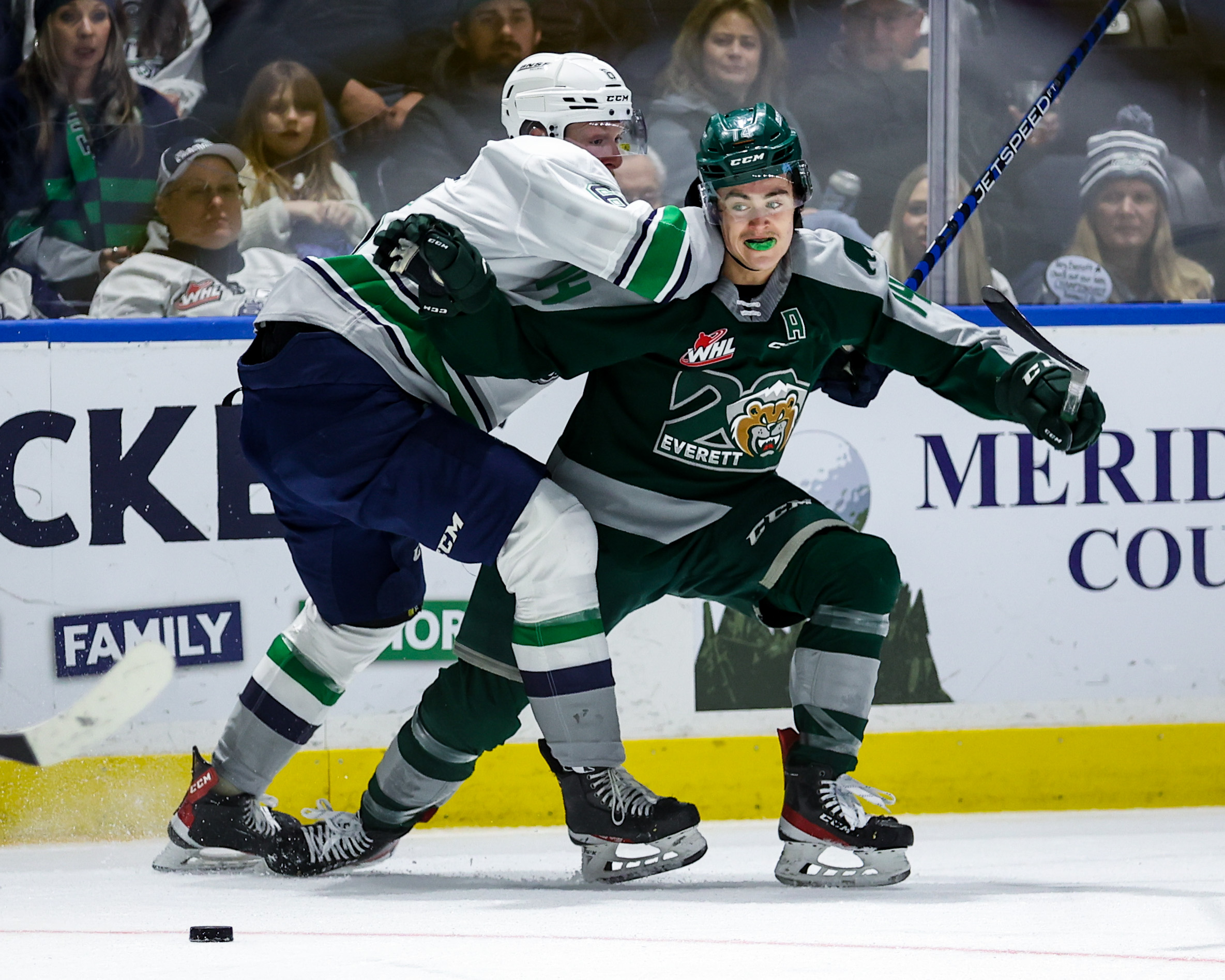 GAME RECAP: Thunderbirds down Tips 6-2 in Kent - Everett Silvertips