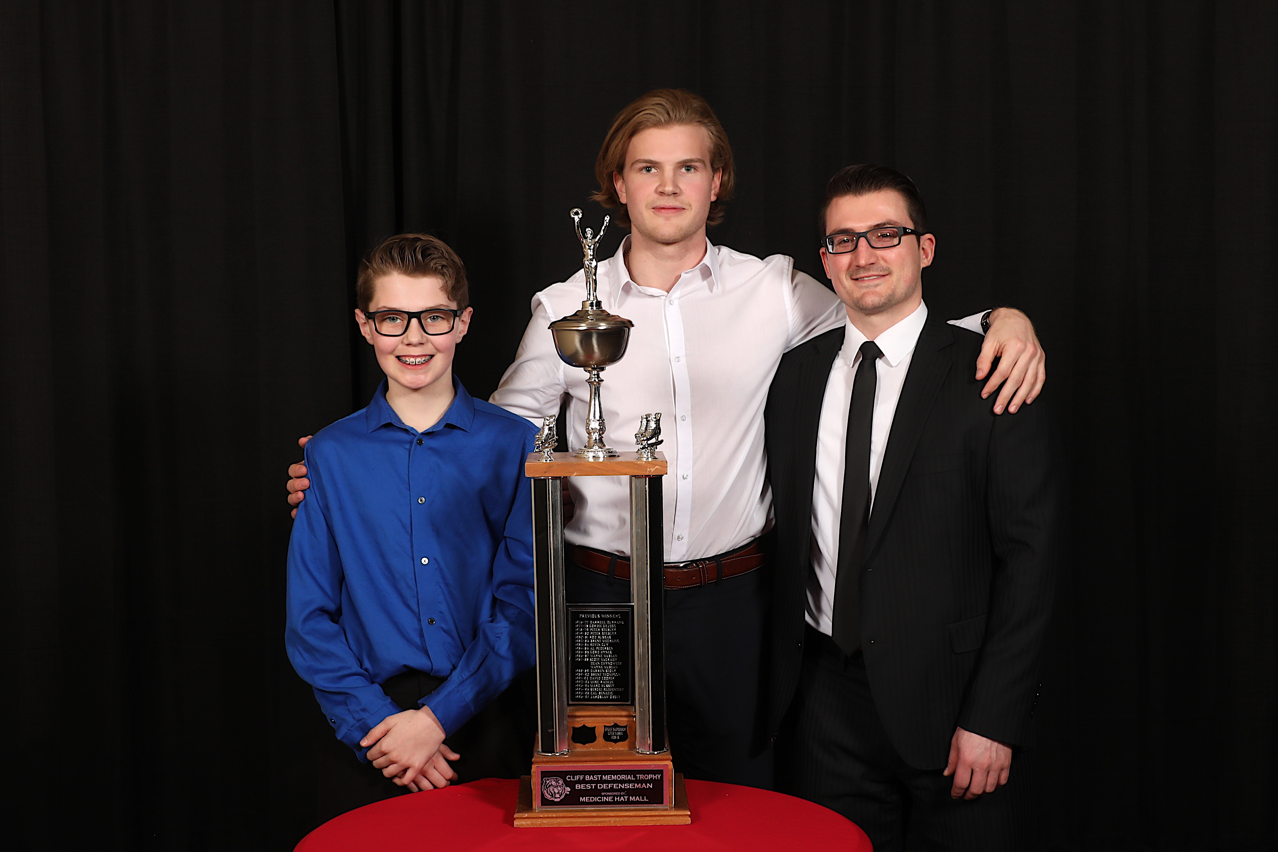 AC Joe Frazer presented the Cliff Bast Memorial Best Defenceman Award Sponsored by the Medicine Hat Mall to Linus Nassen & Dylan MacPherson (Landon MacPherson accepted on Dylan's behalf)