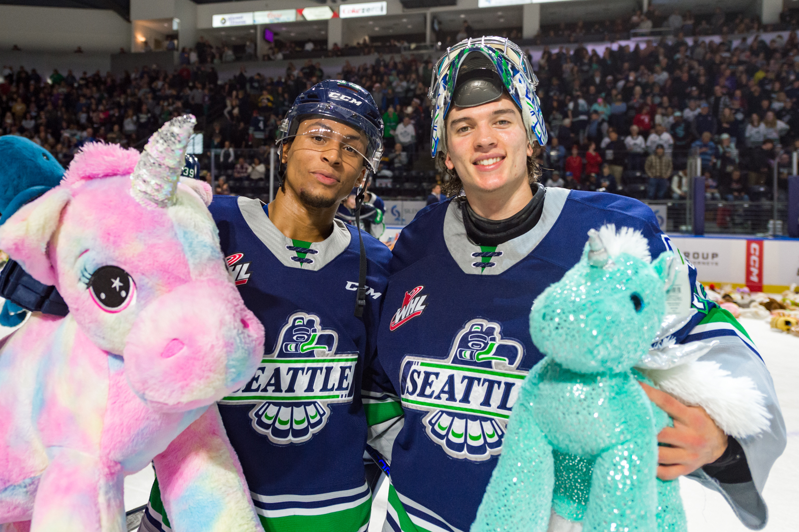 Photo Gallery 202223 Teddy Bear Toss Seattle Thunderbirds