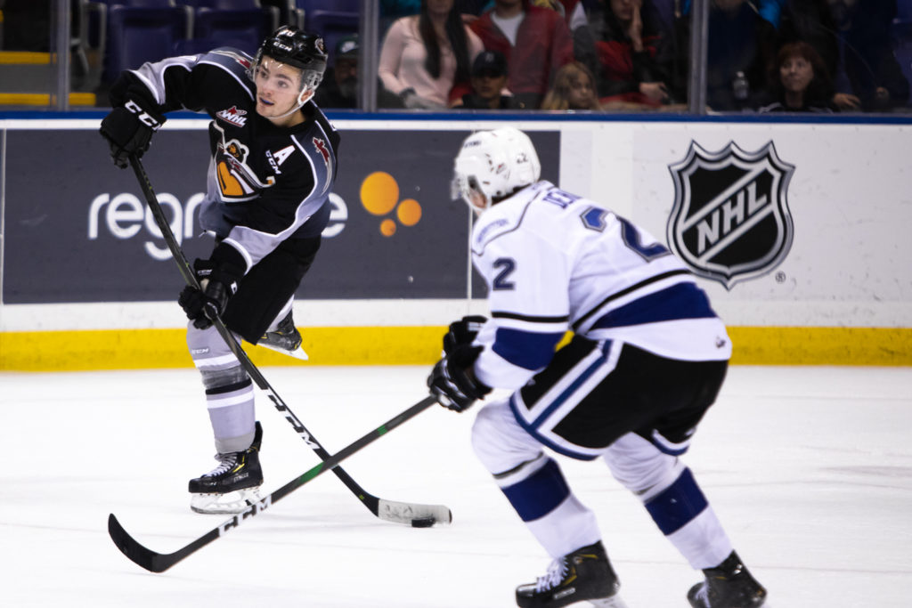 ROYALS EDGED BY GIANTS Victoria Royals ROYALS EDGED BY GIANTS Victoria Royals